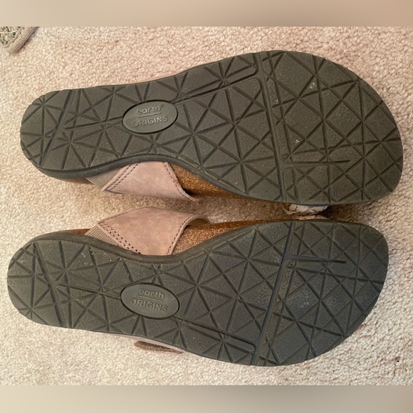 Earth Origins Onida Braid Leather Thong Buckled Sandal Brown/Tan Women’s 7 NWOT - Picture 3 of 3